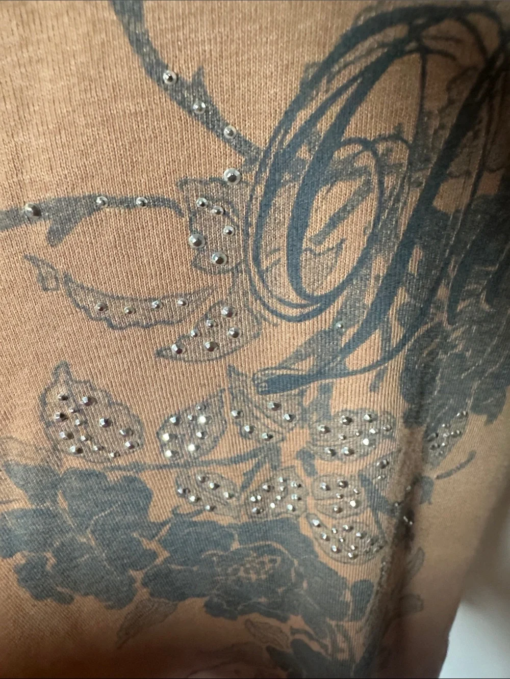 Harley-Davidson Tan Floral Logo Handkerchief Hem Tank - Picture 10 of 11